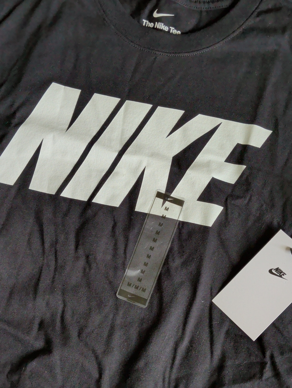 Nike Black Crew T-Shirt with Large White NIKE Graphic - Picture 2 of 4